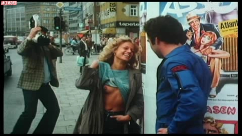 Sandra Atia in a skirt 95