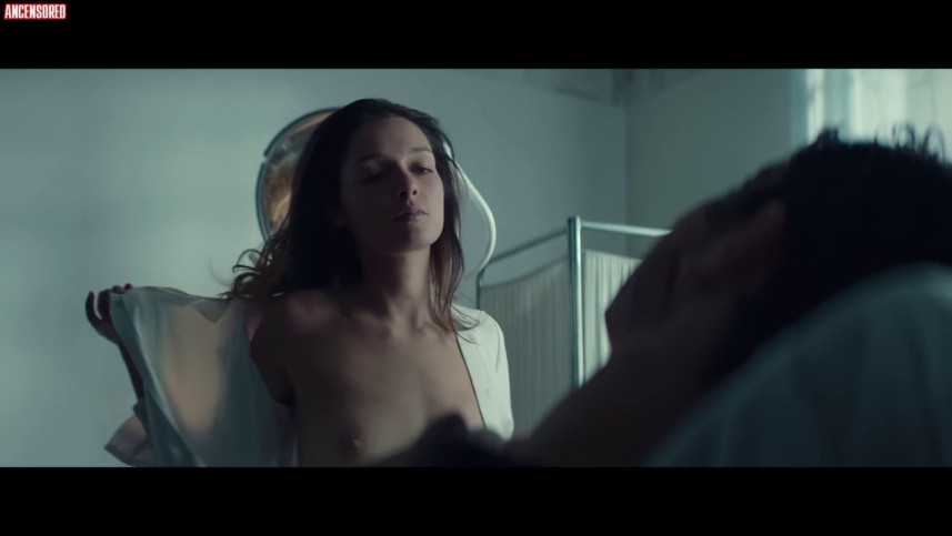 Sara Cardinaletti buttocks are visible 33