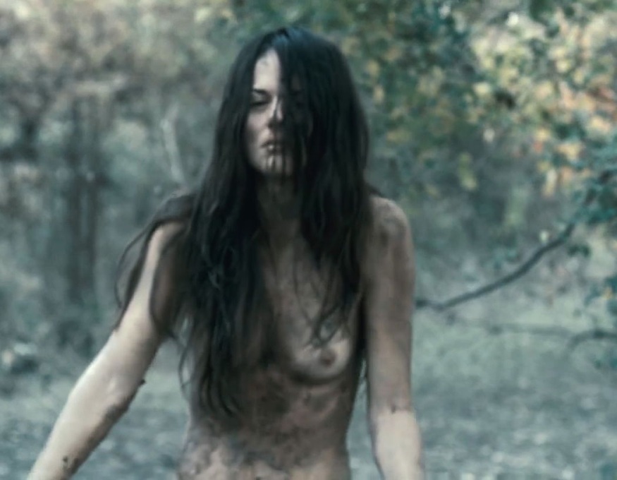 Sarah Butler exposed ass