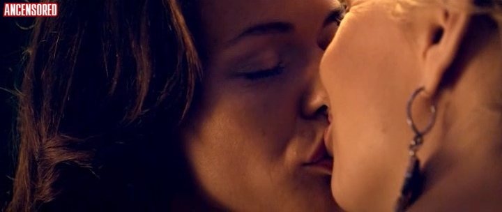 Sarah GrNewald no panties 38 Sarah GrNewald no panties 38