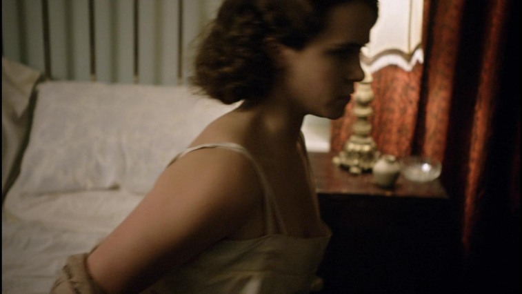 Saskia Burmeister ass