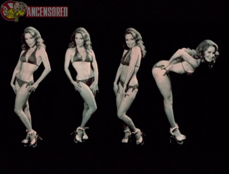 Sondra Currie no panties