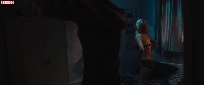 Sophie Kennedy Clark legs