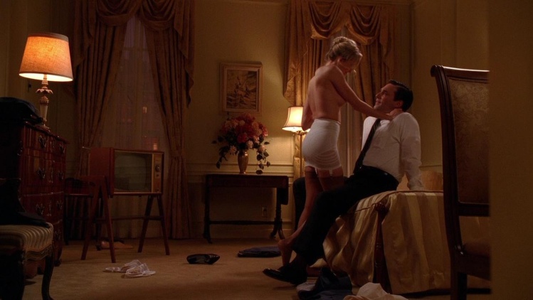 Sunny Mabrey in a skirt 20 Sunny Mabrey in a skirt 20