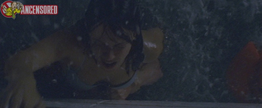 Susan May Pratt boobs 38