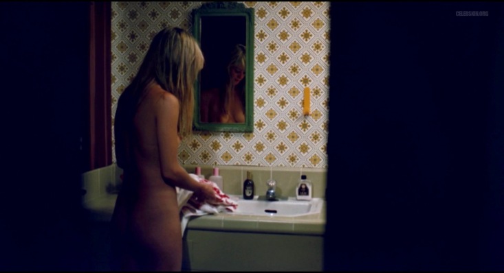 Suzanna Love buttocks are visible 31