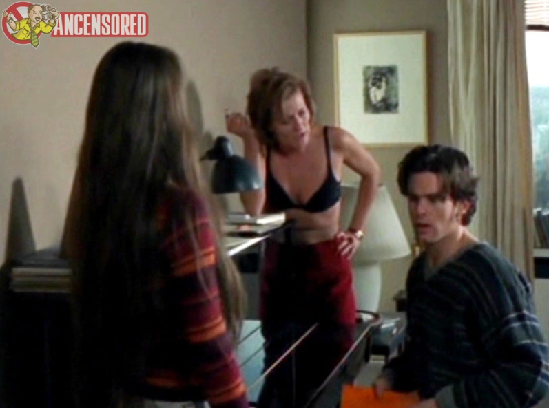 Suzanne Von Borsody pantyhose