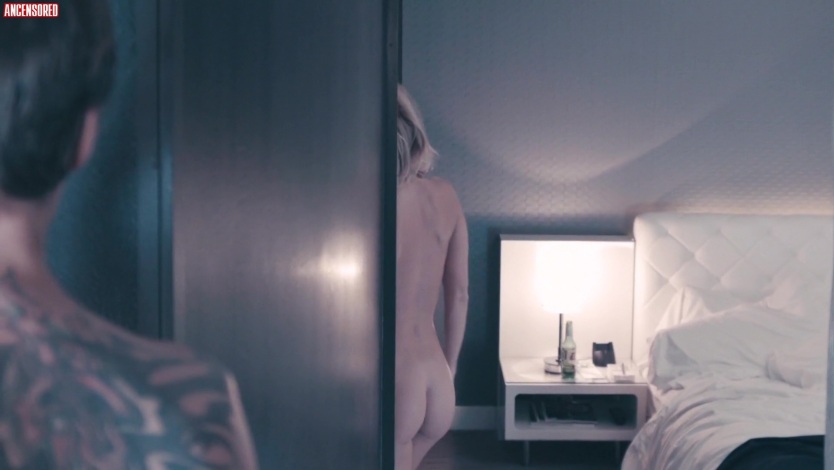 Tessa Farrell no underwear