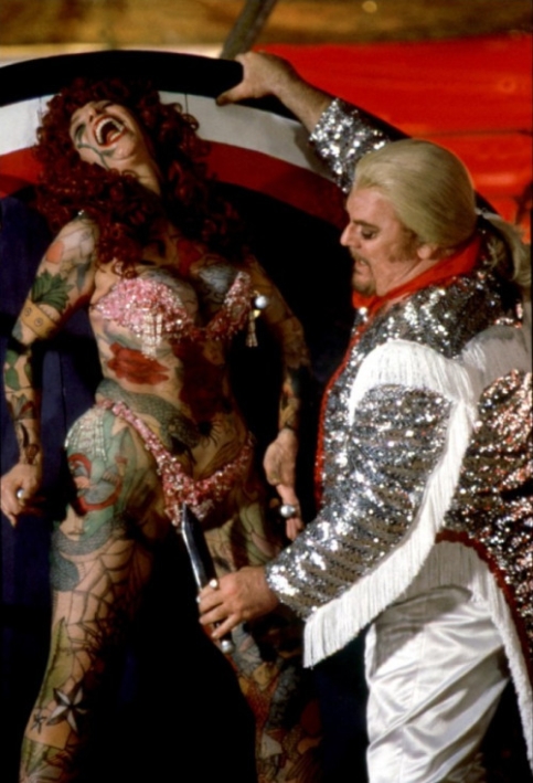 Thelma Tixou photos between the legs Thelma Tixou photos between the legs