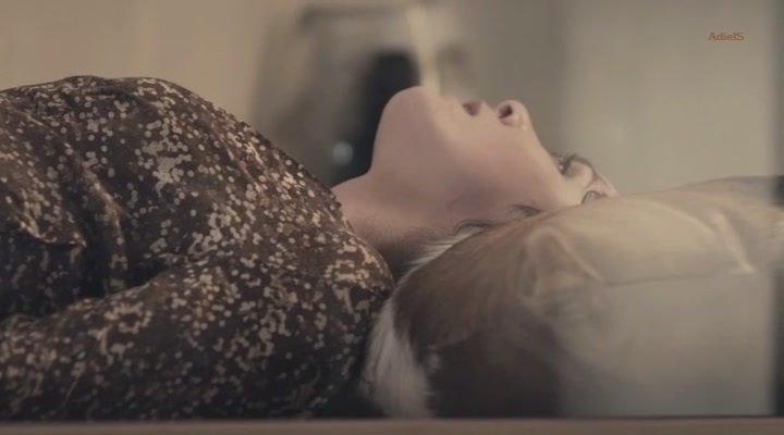 Valda Bickute no panties