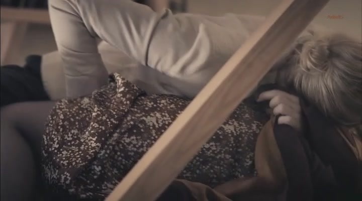 Valda Bickute photos between the legs