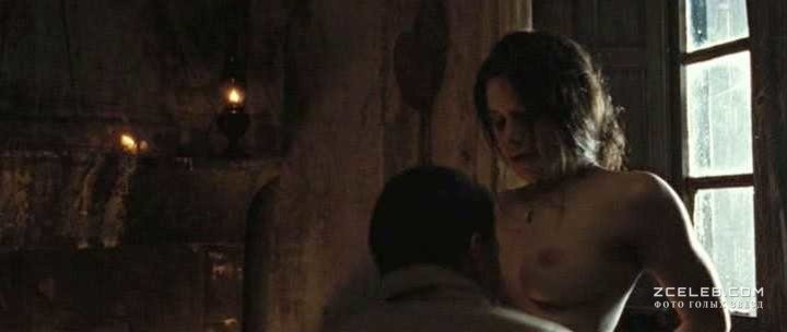 Valentina Cervi in lingerie 79