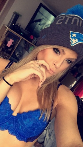 Valerie Pac boobs are visible