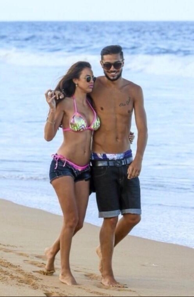 Vanessa Lawrens naked breasts 67