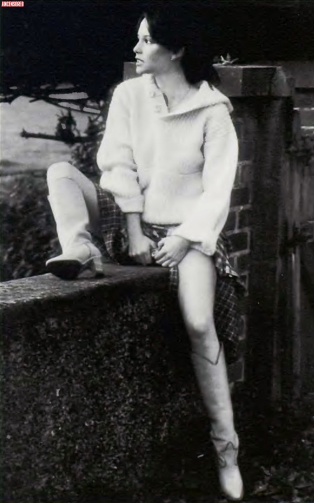 Vicki McCarty boobs are visible