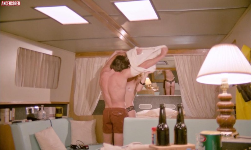 Victoria Prouty photos between the legs Victoria Prouty photos between the legs