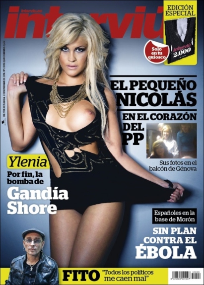 Ylenia Padilla no panties 25